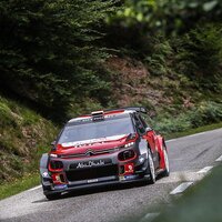 İspanya Rallisi'nde kazanan Loeb