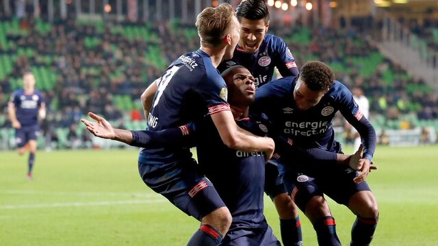 PSV, 10'da 10 yaptı!