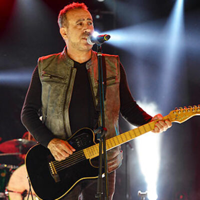 Haluk Levent şehitleri unutmadı