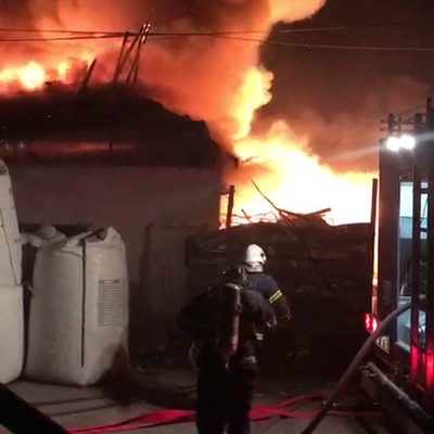 Geri dönüşüm fabrikasında yangın