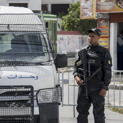 Tunus'ta şehir merkezinde canlı bomba saldırısı!