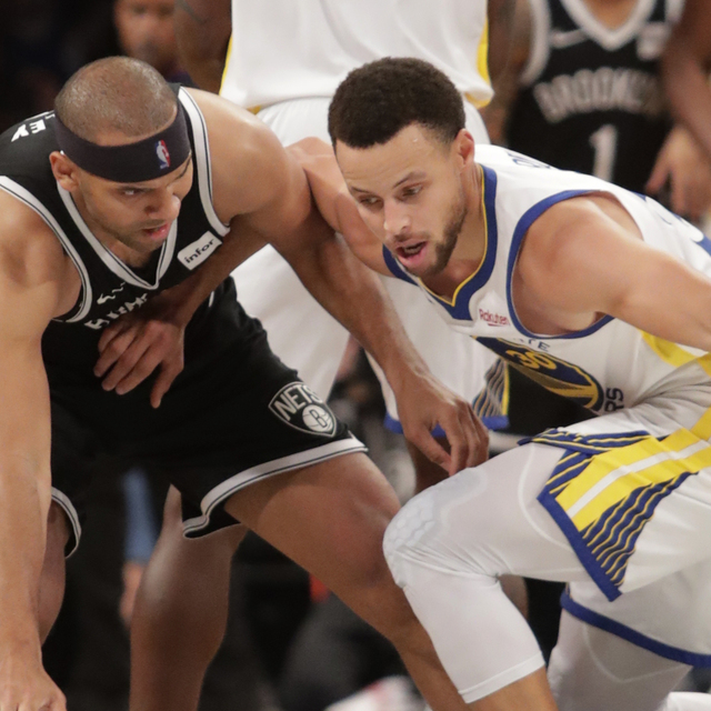 Curry'den bir rekor daha