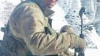 25 yıldır aynı noktada katliam nöbeti tutuyorlar