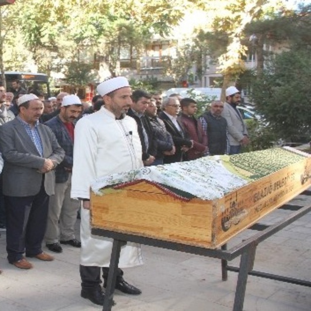 Acı tesadüf! 10 dakika ara ile büyük acı yaşadılar