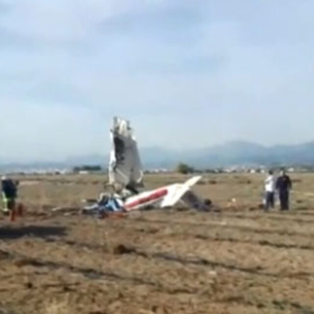 Antalya'da eğitim uçağı düştü, pilot ve yardımcısı öldü