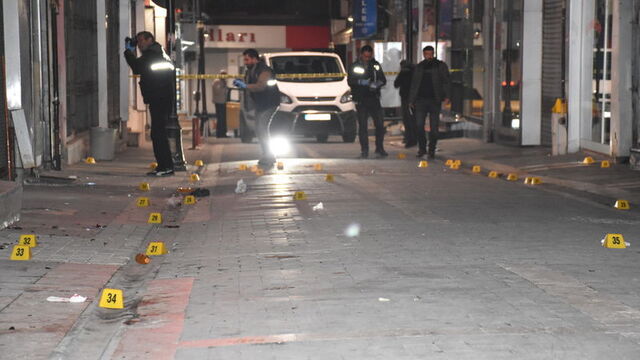 İki grup arasında silahlı kavga! Ölü ve yaralılar var