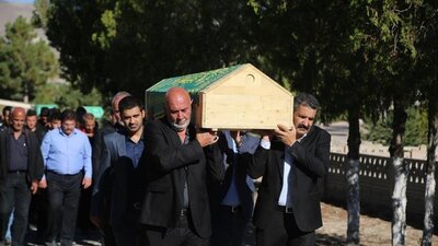 Aşk ve Mavi fragmanı yayınlandı!