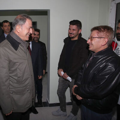 Akar'dan askerlik şubesine sürpriz denetim!