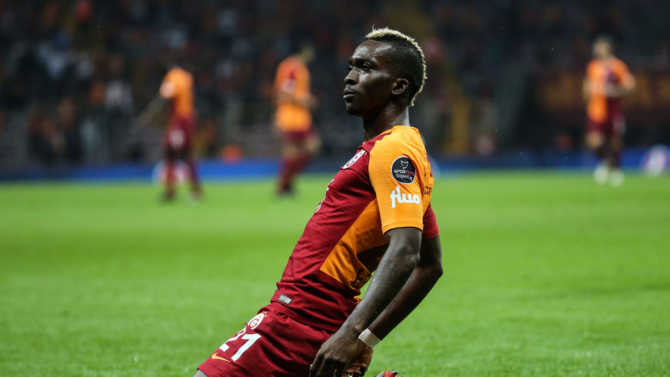 Derbi kozu Onyekuru!