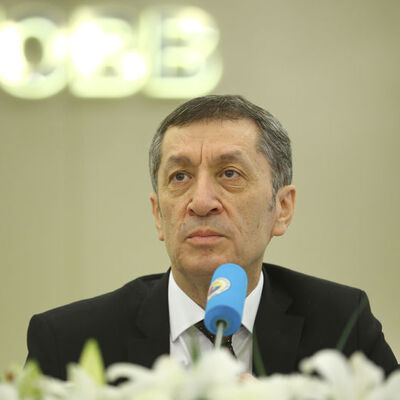 "Öğretmenlere hizmetiçi eğitim 4 yılda tamamlanacak"