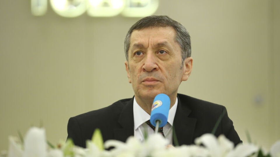 "Öğretmenlere hizmetiçi eğitim 4 yılda tamamlanacak"