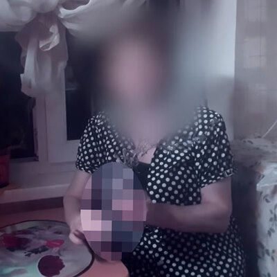 6000 yılından geldiğini iddia etti ve bu bitkiyi gösterdi