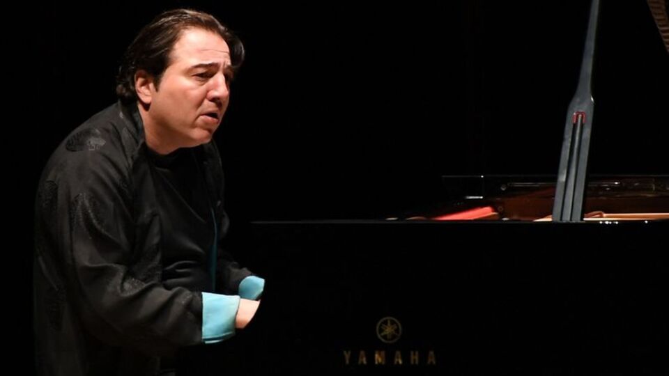 'İzmir Süiti'ni yılda 120 kez çalacak