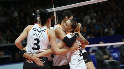 Şampiyonlar Kupası'nı Eczacıbaşı VitrA kazandı!