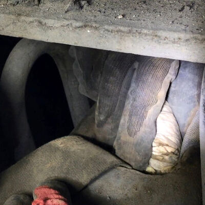 TIR'a gizlenen 69 parça eroin 6 saatte çıkarıldı