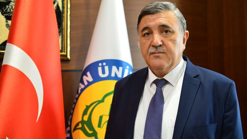 Harran Üniversitesi Rektörü istifa etti