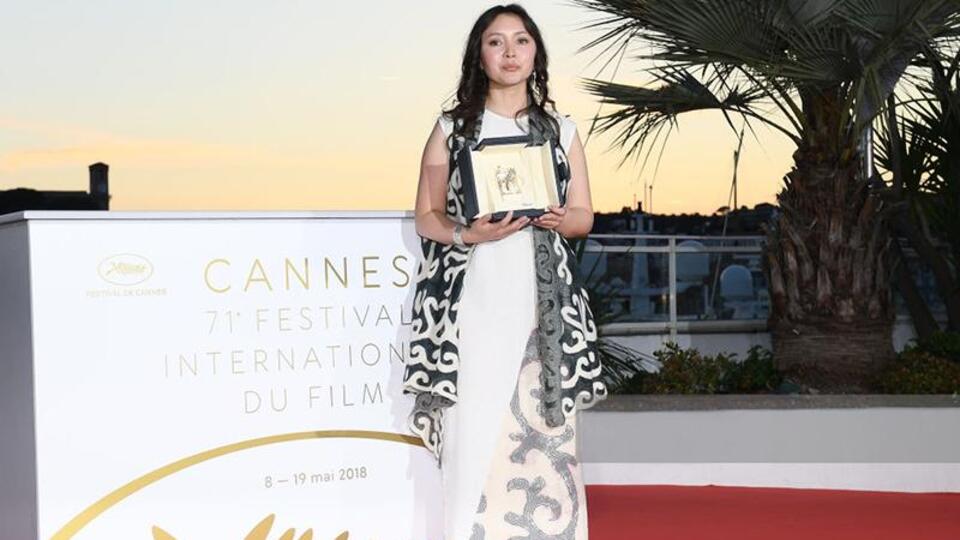 Altın Palmiye ödüllü oyuncunun filmi Altın Terazi'de