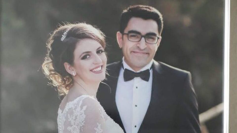 Düğüne 10 gün kala kapıdaki notla öğrendiler!