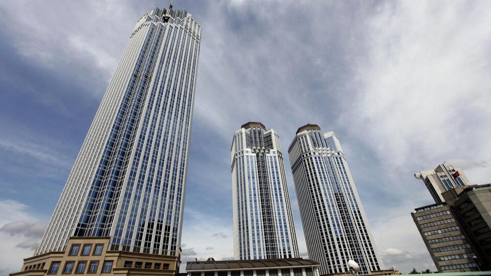 EBRD, Türkiye'nin 2019 yılı büyüme tahminini 3 puan indirdi