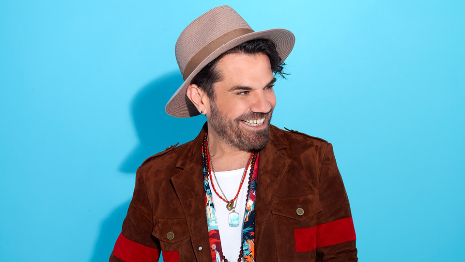 Komedi Festivali'nde Kenan Doğulu'ya lokal anestezi