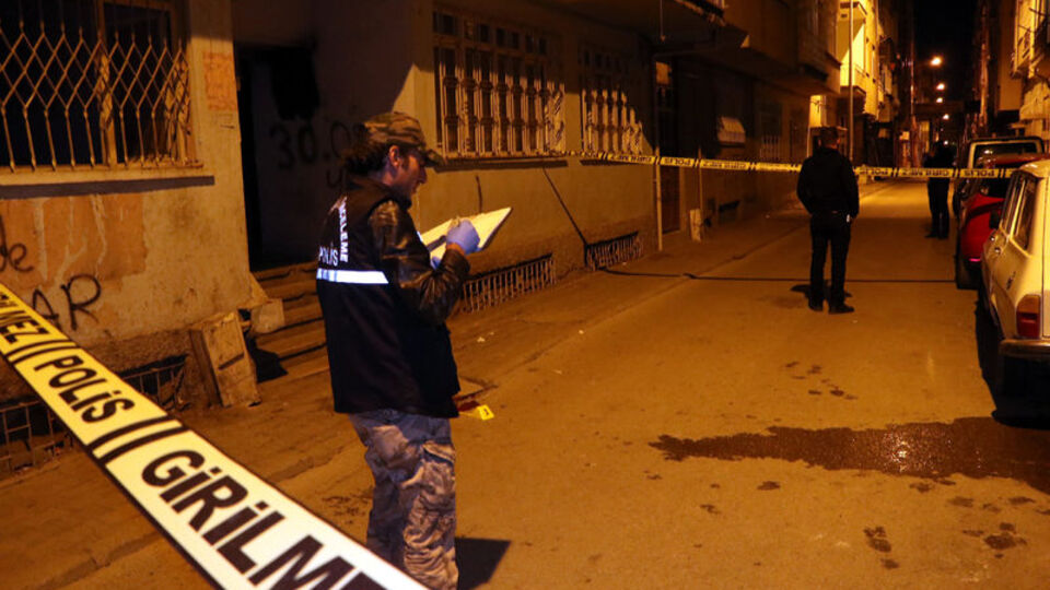 Elazığ'da silahla ağır yaralanan şahıs hayatını kaybetti