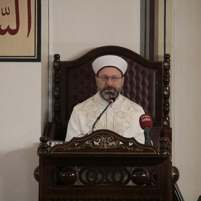 Diyanet İşleri Başkanı: Gıybet yapmayın!