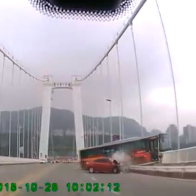 Durağı kaçıran yolcu şoförle kavga etti: 13 ölü!