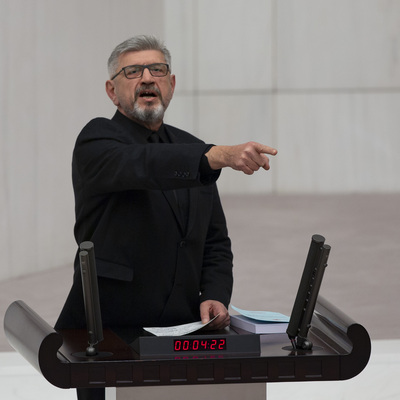 Saadet Partili vekile Twitter paylaşımları nedeniyle soruşturma!