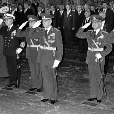 Yargıtay 12 Eylül davası kararını bozdu!