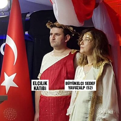Antik Yunan kıyafeti giyen Büyükelçi ile ilgili Dışişleri'nden açıklama