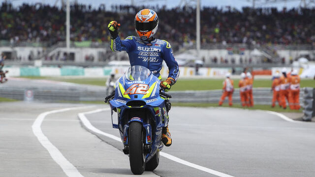 Malezya Grand Prix'sini kazanan Marquez