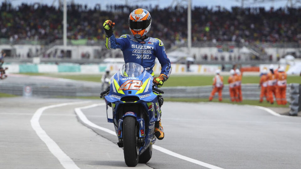 Malezya Grand Prix'sini kazanan Marquez