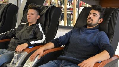 Masaj koltuğuna oturmadan bir daha düşünün!