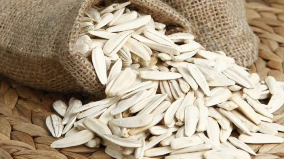 2 yaşındaki çocuk çekirdek yedi! Sonrası korkunç!