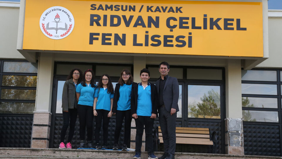 Okul yöneticilerinden o öğrenci için alkışlanacak karar!