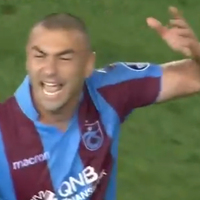 Burak Yılmaz ve taraftarlar arasında gerginlik