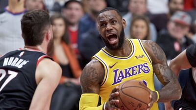 Lakers, Trail Blazers'ı 16 maç sonra yendi