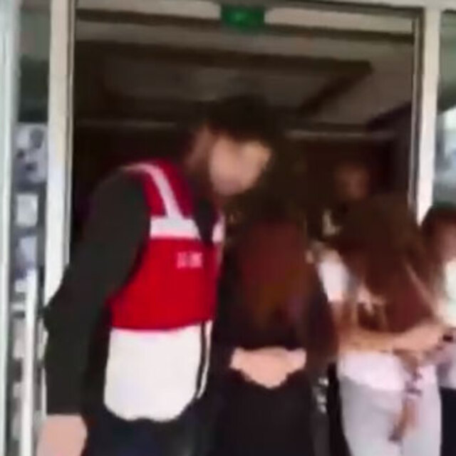 İstanbul'da 4 kişilik 'büyücü' şebekesi çökertildi