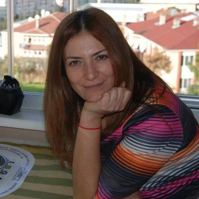 Soruşturma başlatıldı! 4. kattaki balkondan çarşafla inmeye kalktı!