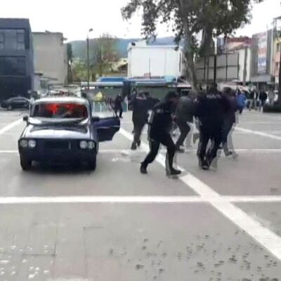 Polis ekipleri son anda kurtuldu!