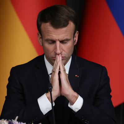 Macron 'ateşkes günü turuna' başladı!