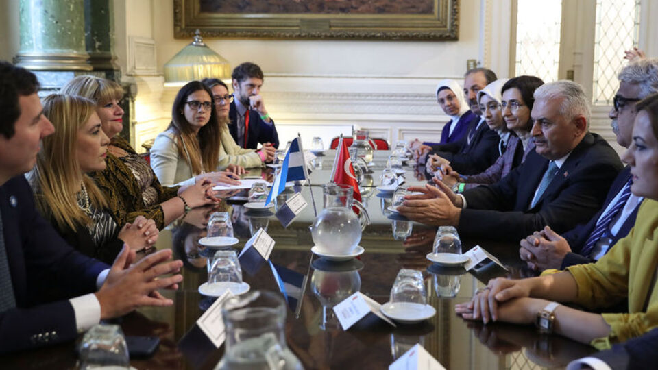 Son Başbakan'la 5 gün izlenimleri