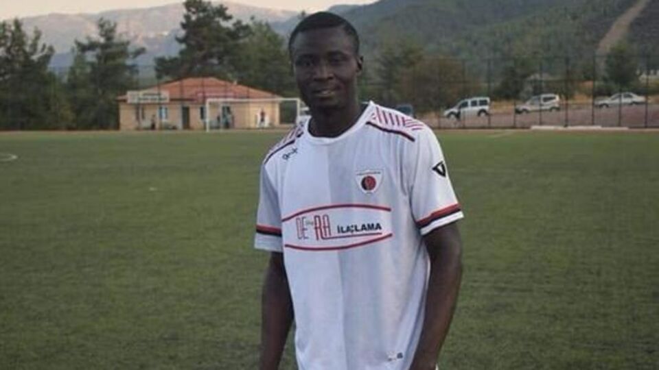 Kalbine yenik düşen futbolcular