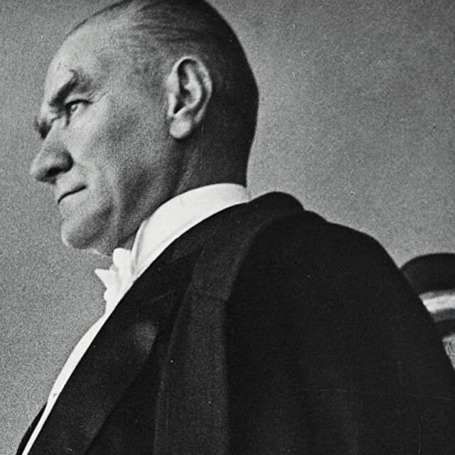 Atatürk'ü Anma Günü'ne özel şiirler