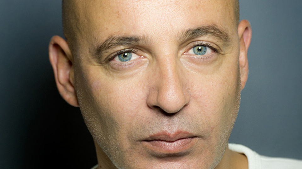 Diriliş Ertuğrul Enis Yıldız kimdir?