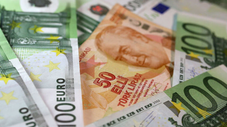 Hazine'den 3 bankaya borçlanma yetkisi