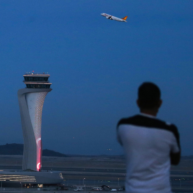 İstanbul havalimanındaki ilk kriz 'hava'da aşılmış