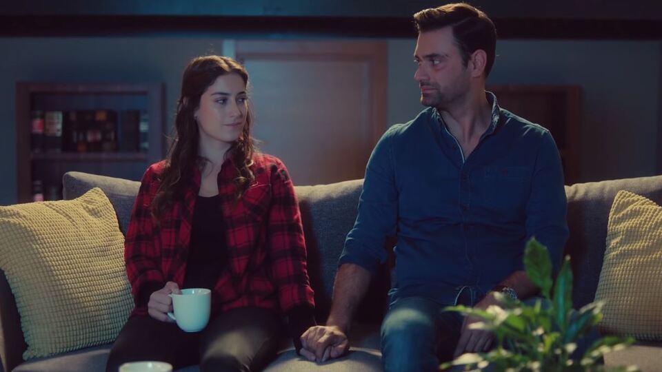 Nihal Barış'ın, Selim Filiz'in elini tuttu!