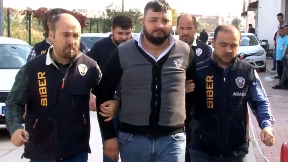 Yasa dışı bahisçilere operasyon! Üzerlerinden 250 bin liralık döviz ve TL çıktı!