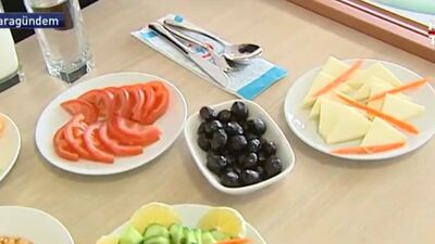 Tekli eğitimde öğrencilere verilmesi beklenen menü ne?